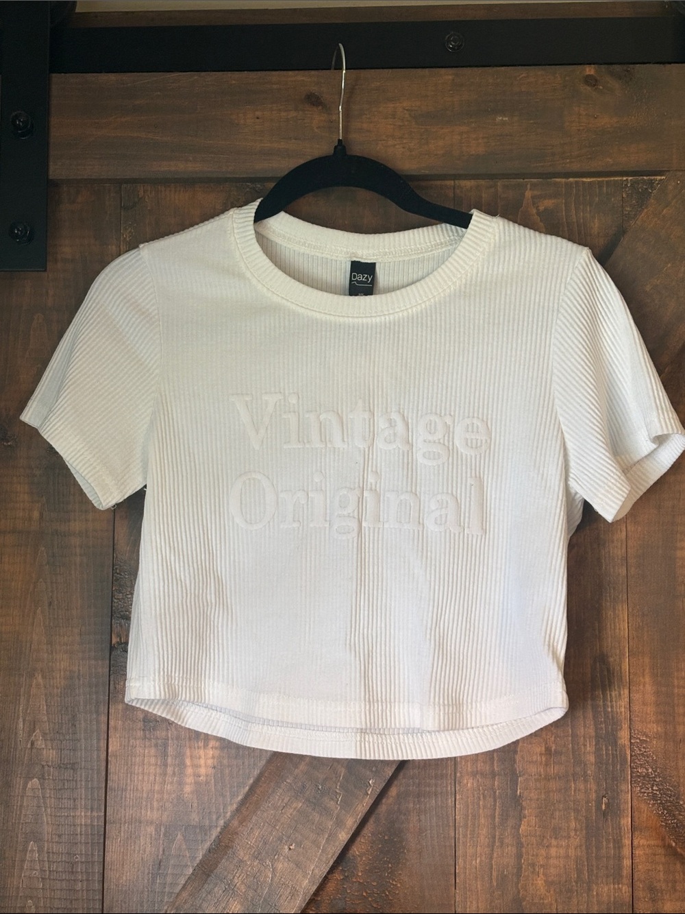 White Ribbed 'Vintage Original' Crop Tee by Dazy